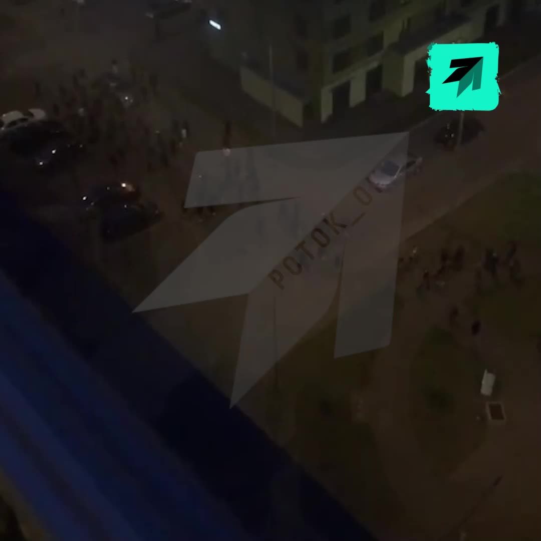 Полиция Москвы реагирует на собрание представителей 'Русской общины' в Некрасовке