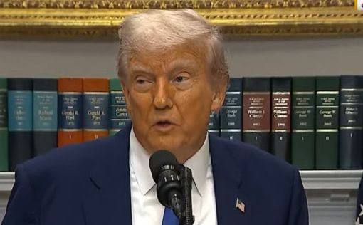 Трамп заявил Нетаниягу, что не хочет, чтобы кто-то мешал его сделке с Ираном Во время телефонного разговора на прошлой неделе президент США Дональд Трамп сказал премьер-министру Биньямину Нетаниягу, что он "не хочет, чтобы что-либо препятствовало" потенциальной ядерной сделке между Соединенными Штатами и Ираном, сообщил Axios представитель Белого дома. По словам чиновника, послание Трампа Нетаниягу заключается в том, что "он не хочет, чтобы тот вызывал недовольство в то время, когда он пытается решить проблемы", и, хотя он оставляет "другой вариант" открытым, он хочет сначала дать шанс дипломатическим переговорам. Новостной сайт также цитирует источник, который утверждает, что Израиль полагает, что его возможность успешно нанести удар по Ирану вскоре может закрыться. Сообщение появилось на следующий день после того, как израильское телевидение сообщило, что в ходе телефонного разговора между Нетаниягу и Трампом возникли острые разногласия по поводу того, как бороться с Ираном. ________________________ Хотите знать больше? : Mignews