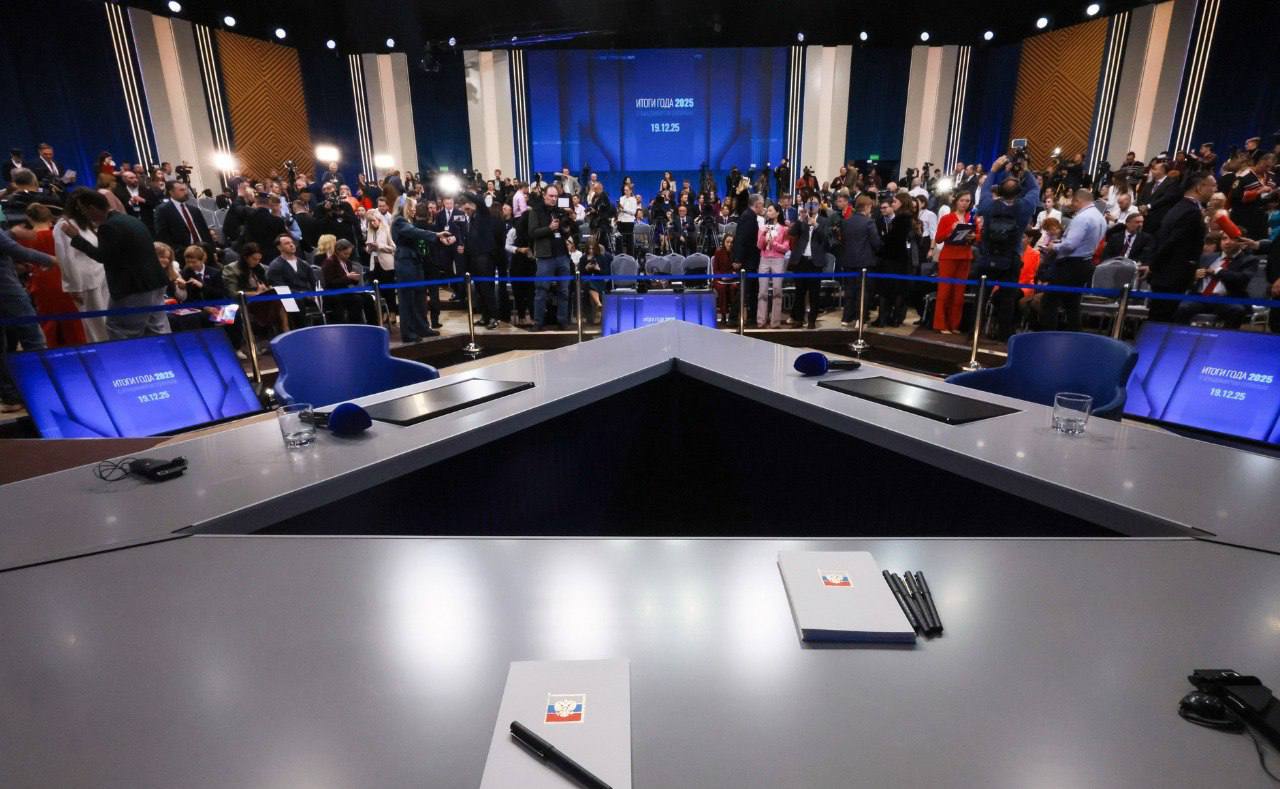 Владимир Путин о жилищном строительстве В прошлом году было 107 8 в этом будет небольшое снижение но все таки показатель хороший 103 105 млн кв м