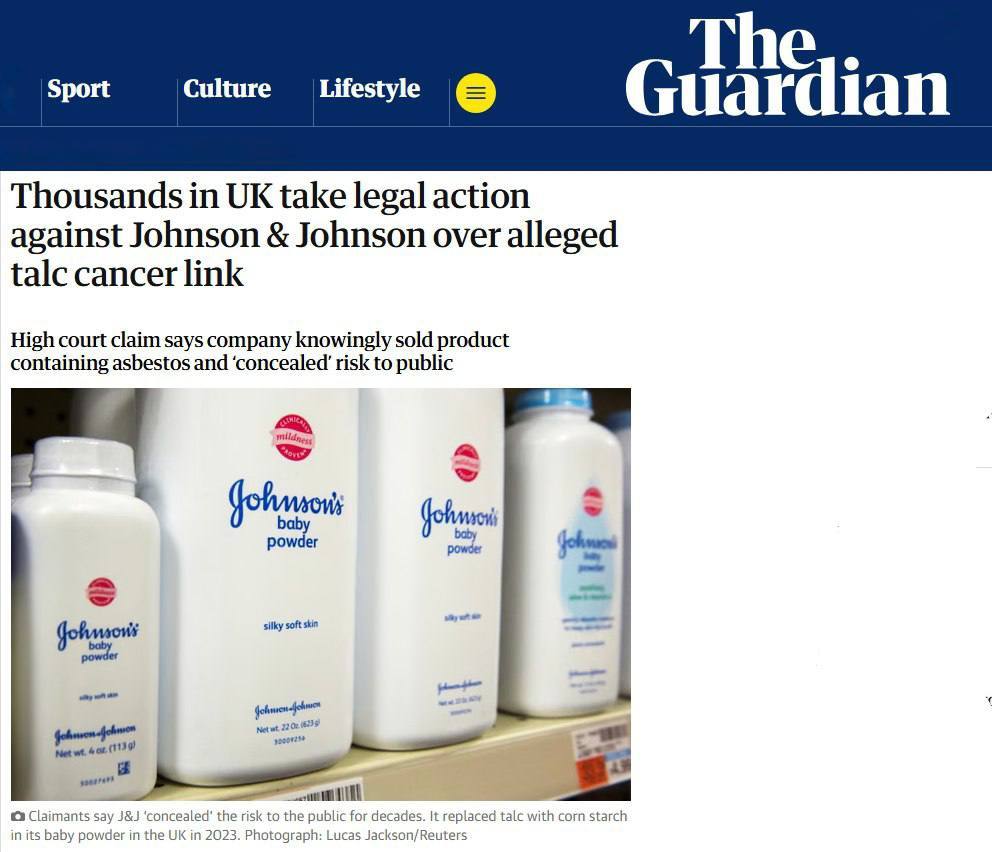 Три тысячи британцев обвинили детскую присыпку Johnson Johnson в возникновении рака Истцы заявили что компания продавала продукцию загрязнённую асбестом что привело к случаям рака яичников и мезотелиомы По данным The Guardian в жалобах люди утверждают что в Johnson Johnson знали о риске но скрывали информацию от общественности Компания прекратила выпуск тальковой присыпки в Великобритании и по всему миру в 2023 году и отвергла обвинения sputnikKZ