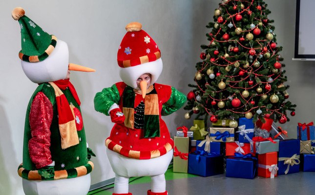 Челябинцы составили антирейтинг новогодних подарков   www up74 ru articles news 168055 Худшим презентом горожане назвали носки косметику и сковородки