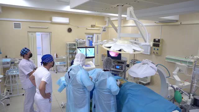 Нейрохирургическое отделение Севастополя получило новое оборудование для малоинвазивных операций