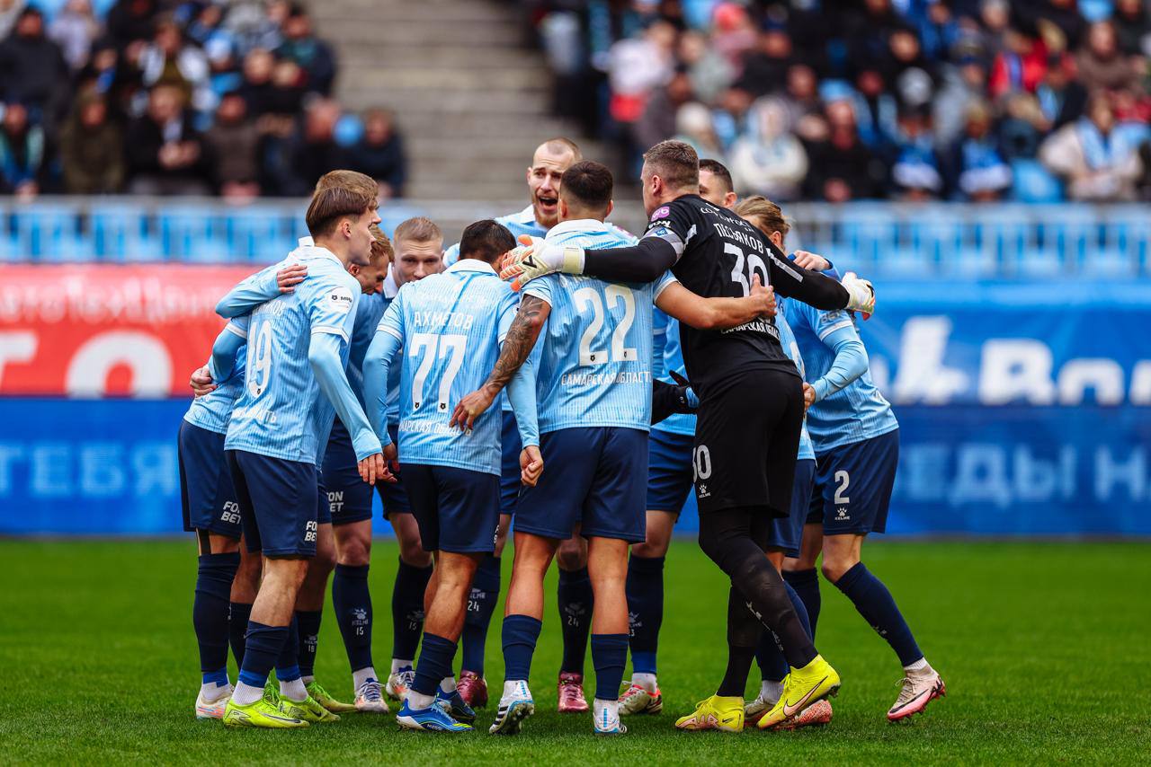 Крылья Советов сыграли вничью с Зенитом Матч прошел на стадионе Солидарность Самара Арена и закончился со счетом 1 1 За Крылья забил Фернандо Костанца а за Зенит Максим Глушенков ПФК Крылья Советов Подпишись на truekpru63 Мы в MAX