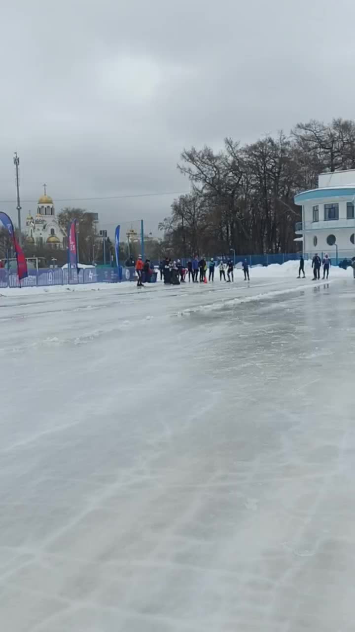 Всероссийские соревнования по конькобежному спорту стартуют в Муроме и Барнауле