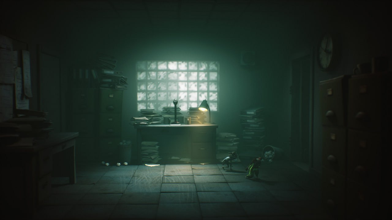 Представлен новый трейлер Little Nightmares 3.   Напомним, что разработкой занимается Supermassive Games  Until Dawn, The Dark Pictures , а не создатели первых двух игр, которые сейчас делают REANIMAL.   Главная новинка третьей части — онлайн-кооператив. Играть можно будет как с другом, так и в одиночку с ИИ-напарником. При этом понадобится только одна копия игры.  Релиз запланирован на 2025 год.