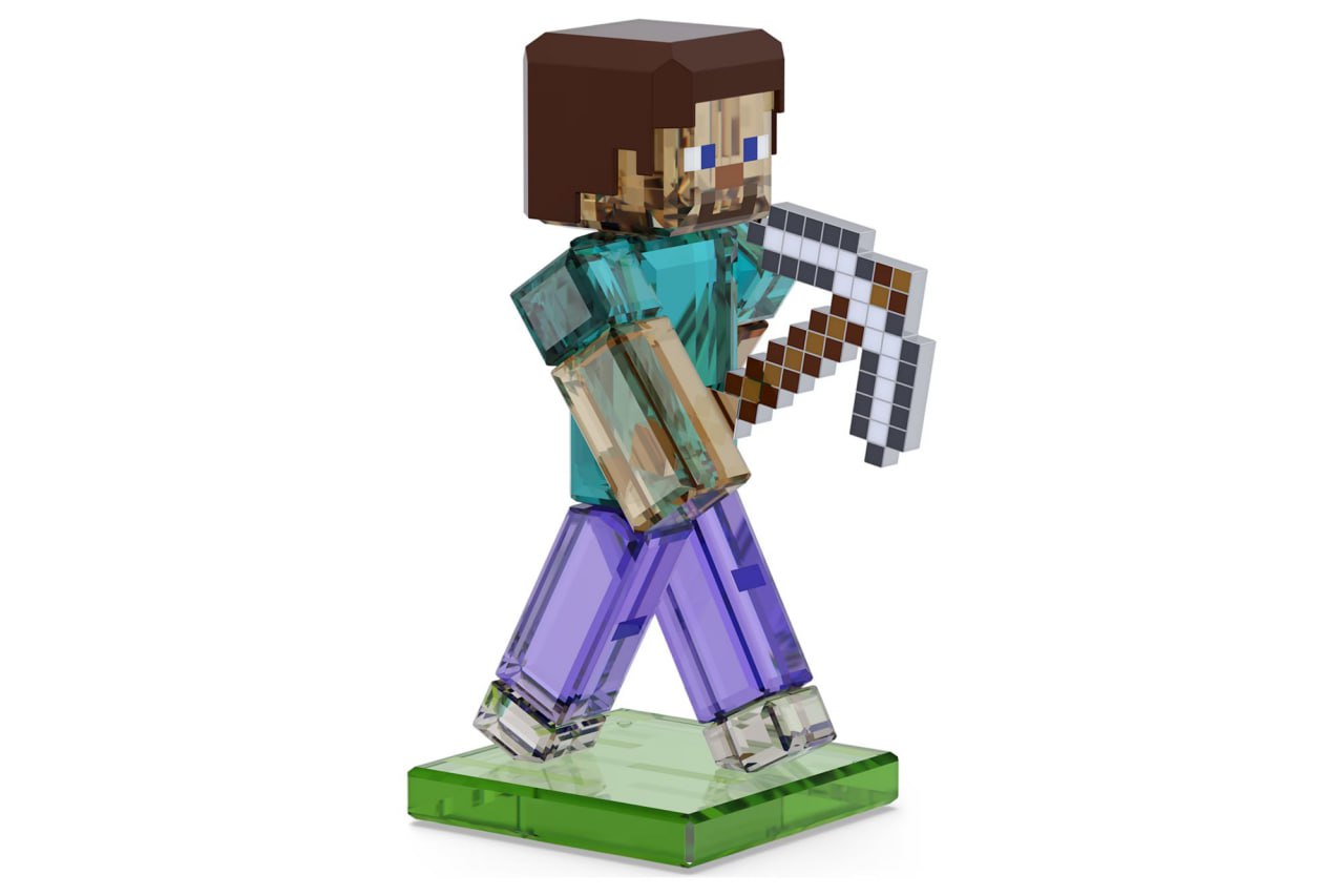 Swarovski ворвался в Minecraft и выкатил люксовых Стива, Алекса, крипера и свинью — всё из кристаллов, всё блестит. Одна фигурка — 28–30К, полный набор — 115К. Для тех, кто копал не зря. Подписаться Дать буст