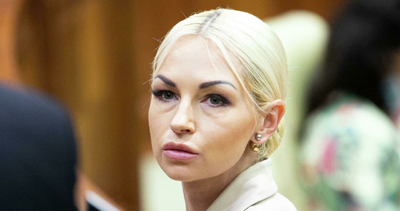 Прокуроры требуют 13 лет лишения свободы для Марины Таубер Кроме того обвиняющая сторона требует объявить Таубер в розыск, лишить права занимать госдолжности на 5 лет и конфисковать 206 миллионов леев. Запрос был озвучен во время судебных прений в суде сектора Буюканы.