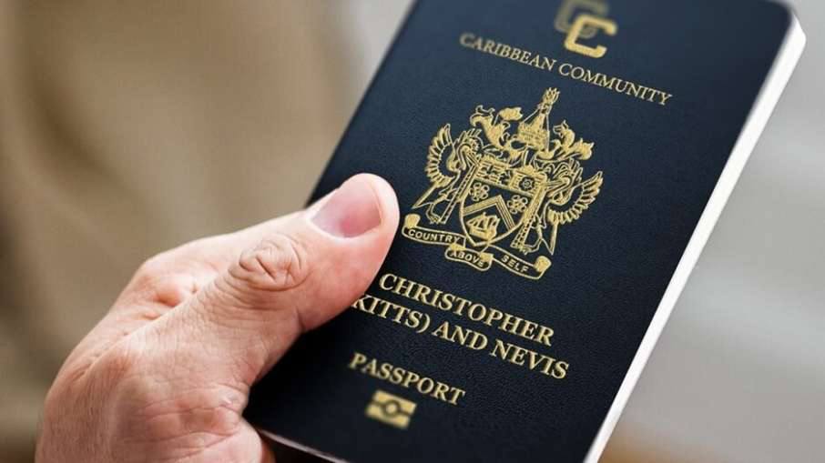 Евросоюз продолжит ограничивать безвизовый въезд для граждан стран, продающих «золотые паспорта» Под угрозой могут оказаться сразу несколько стран Карибского бассейна, где есть такие программы: Сент-Китс и Невис Антигуа и Барбуда Доминика Сент-Люсия Гренада На днях в Еврокомиссии проголосовали за возможность быстро приостанавливать безвиз, вплоть до полной отмены, если, например, из какой-то страны резко увеличится поток мигрантов или если страна не захочет принимать обратно своих депортированных граждан.