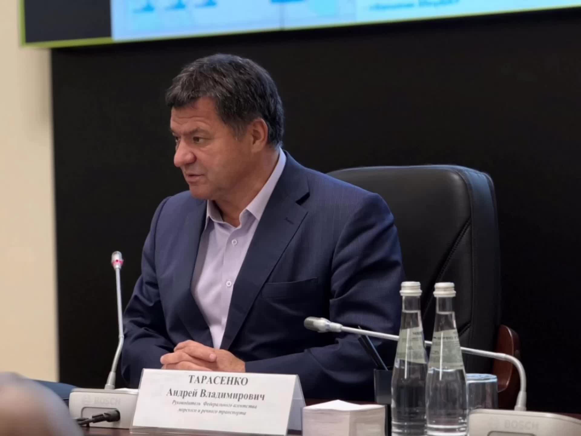 Зимняя навигация 2025-2026: 34 ледокола обеспечат проводку судов в 16 портах России