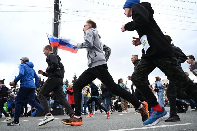 В Челябинске из-за марафона перекроют движение в центре города В связи с забегом изменятся маршруты автобусов и троллейбусов.