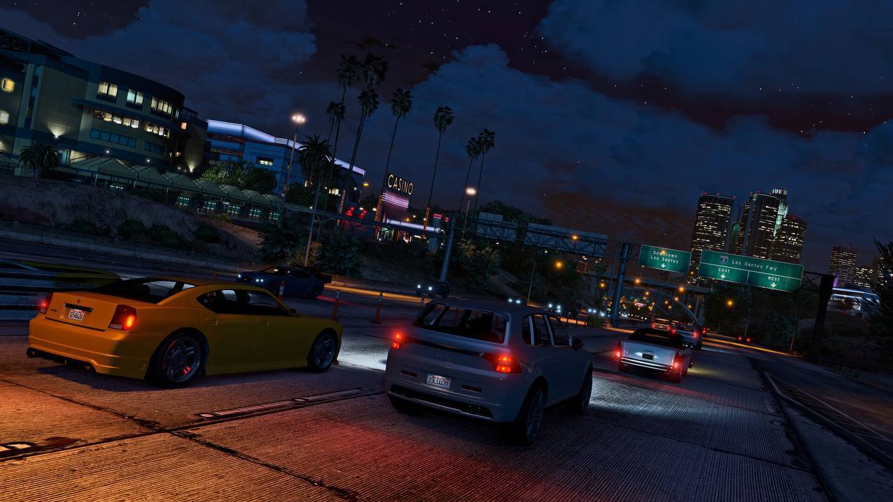 Владельцы оригинальной GTA 5 на Epic Games Store могут бесплатно обновиться до next-gen версии — Grand Theft Auto 5 Enhanced.    Обновление включает в себя трассировку лучей, ускоренную загрузку, контент из GTA Online  включая животных , поддержку апскейлеров FSR 3 и DLSS 3,  совместимость с актуальными модами, а также поддержку геймпада DualSense и технологию Dolby Atmos.  Epic Games Store