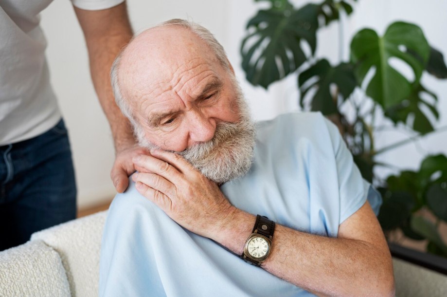 В Госдуме предложили разрешить уходить в отпуск для помощи родственникам Соответствующий законопроект уже внесли на рассмотрение нижней палаты парламента Авторы инициативы пояснили что работодатели не всегда идут сотрудникам навстречу в таких вопросах поэтому процедуру стоит формализовать clck ru 3QrU6L