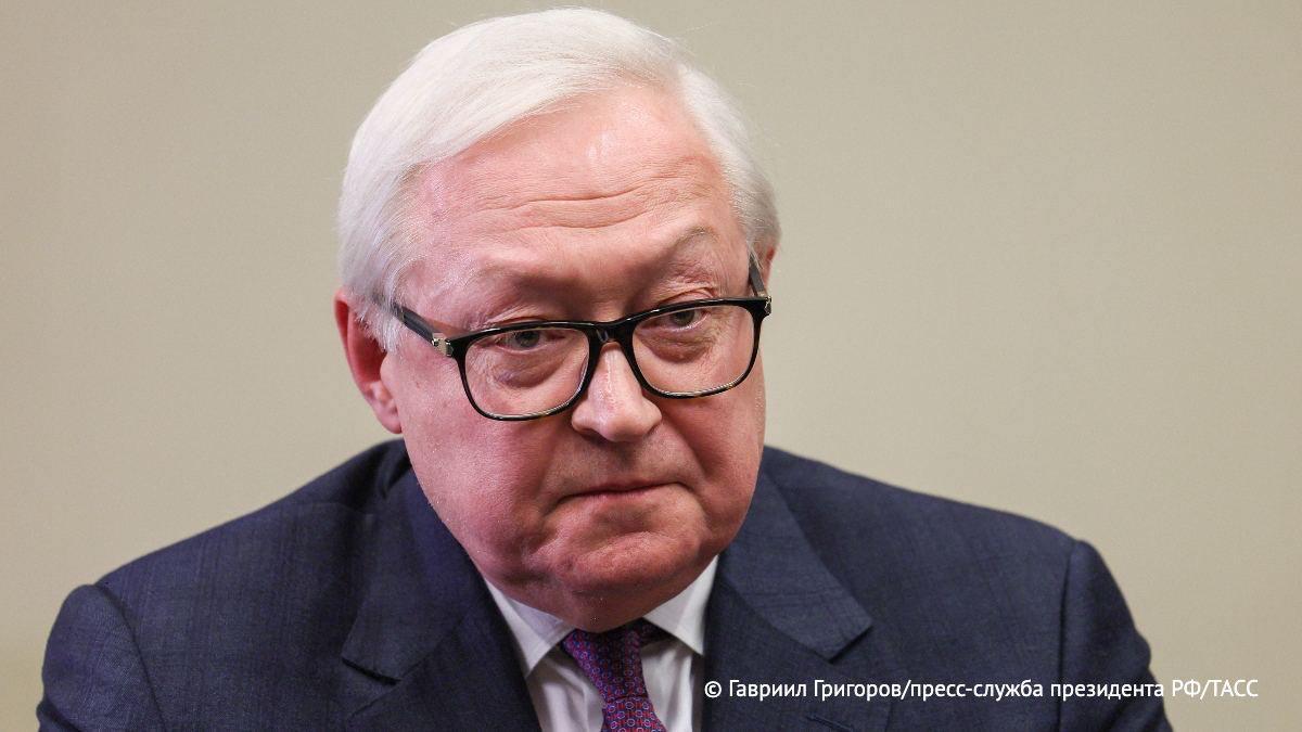 Решение о новой встрече президентов РФ и США будет принято тогда когда будет подготовлено ее содержание заявил Рябков Поддержать канал kgbchanel ВКонтакте