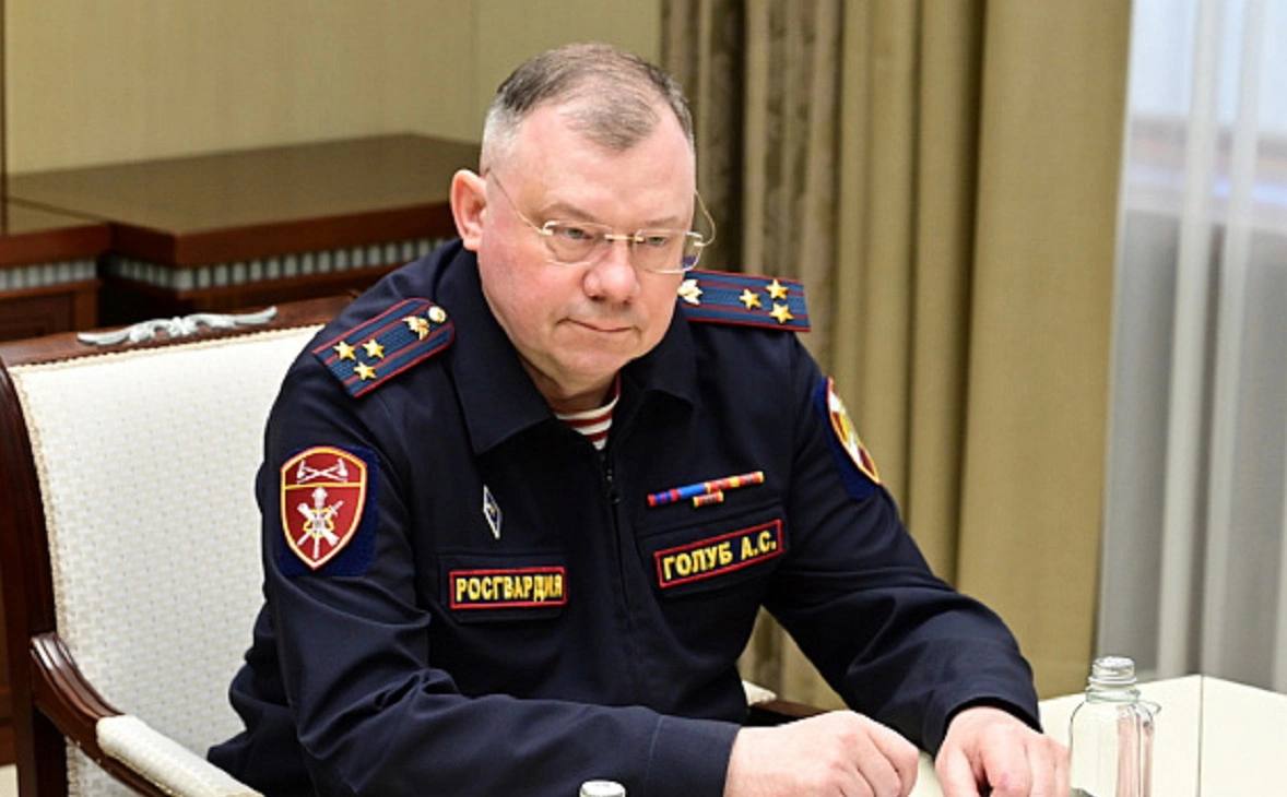 Начальником управления Росгвардии по Башкирии назначен Александр Голуб Управление Росгвардии по Башкирии возглавил полковник полиции Александр Голуб Ранее он руководил управлением службы в Марий Эл Встречу с новым руководителем провел глава региона Радий Хабиров У нас слаженные отношения с управлением Росгвардии по Башкортостану Будем и дальше взаимодействовать решать общие вопросы Мы помогали экипировать бойцов ведомства которые выполняют задачи специальной военной операции Продолжим эту работу сказал Хабиров Новый руководитель ведомства в свою очередь отметил что управление во взаимодействии с руководством региона правоохранителями и федеральными органами власти продолжит выполнять возложенные на него задачи РБК Уфа в Telegram РБК Уфа в MAX