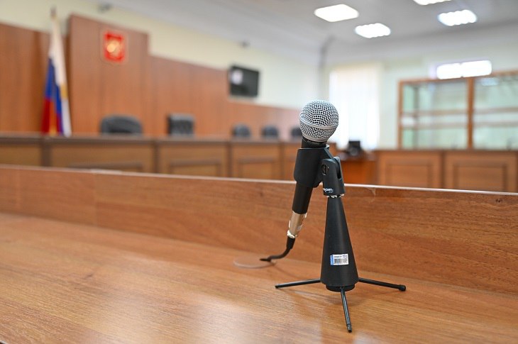 Прокуратура Волгограда добилась административного наказания для ООО Бургеоком руководители которого обвиняются в даче крупной взятки за налоговые послабления Как сообщила старший помощник прокурора области Оксана Черединина в отношении компании было возбуждено дело об административном правонарушении предусмотренном ч 3 ст 19 28 КоАП РФ незаконная передача денежных средств в интересах юридического лица в особо крупном размере Постановлением мирового судьи судебного участка 180 района Раменки города Москвы ООО Бургеоком признано виновным назначено наказание в виде штрафа в размере 3 млрд рублей сообщила Черединина Мы в МАХ   max ru v102ru Подписывайтесь