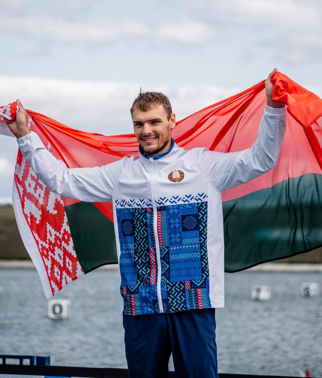 Владислав Кравец победил на 500 м и 1000 м в открытом чемпионате Беларуси по гребле на байдарках и каноэ, который проходит в Заславле  Чемпионат Беларуси в Заславле продлится до 12 июля и является отборочным в национальную команду для участия в чемпионате мира 2025 года, который пройдет в Милане.