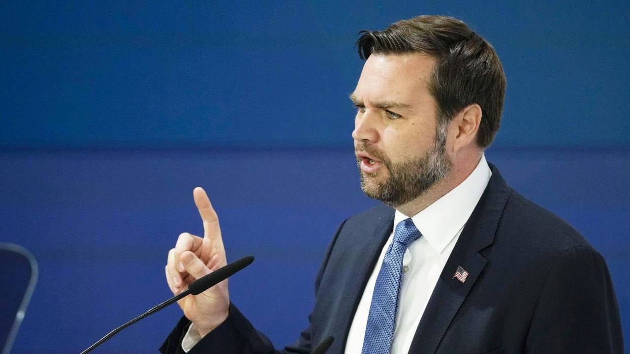 ‼ США хотят, чтобы Москва и Киев начали говорить друг с другом  Как заявил вице-президент Джей Ди Вэнс, Вашингтон готов участвовать в этом процессе.  #Москва #Киев #Вашингтон
