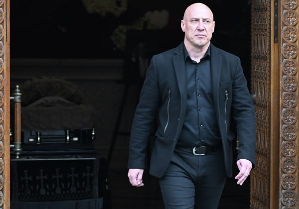 Денис Майданов получил звание народного артиста России Указ подписал Владимир Путин В документе говорится что музыкант депутат Госдумы отмечен за вклад в развитие отечественной культуры и искусства а также многолетнюю плодотворную деятельность Подписаться на Говорит Москва Telegram VK MAX