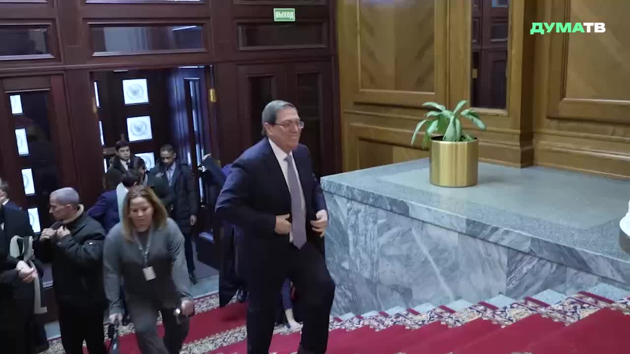 Россия и Куба укрепляют стратегическое партнерство на встрече в Москве