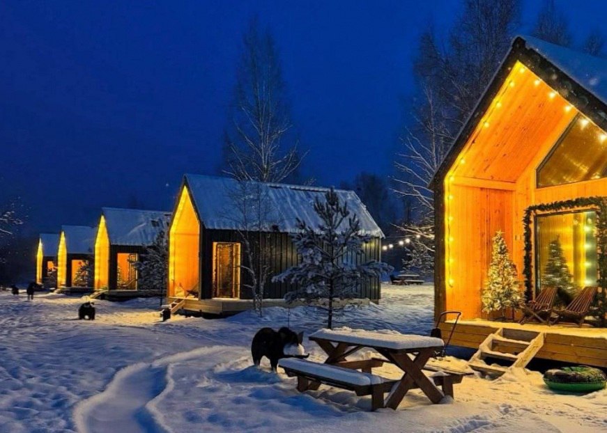 Свыше 65 млн рублей выделят на развитие туризма в Хабаровском крае за этот год Значительную часть этих денег вложат в поддержку мероприятий которые должны повысить привлекательность региона для туристов Также средства направят на инициативы бизнеса по обустройству инфраструктуры и туристских маршрутов Средства будут предоставлены компаниям и предпринимателям по итогам конкурса Участники прошедшие отбор получат возмещение затрат на создание и модернизацию объектов необходимых для комфортного и безопасного пребывания туристов на природных и культурных маршрутах края объяснили в пресс службе краевого правительства Финансирование выделят из средств Единой субсидии по президентскому нацпроекту Туризм и гостеприимство   Будь в курсе событий везде ОК VK MAX