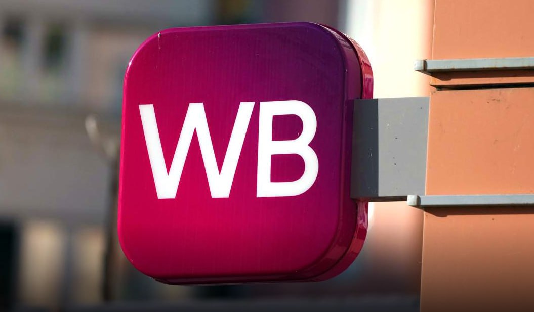 Wildberries проявляет интерес к рынкам стран Юго Восточной Азии в частности Шри Ланки Таиланда и Индии а также к Эфиопии В последней стране готовится пилотный запуск а с индийскими компаниями ведутся переговоры о сотрудничестве подтвердили в РВБ Интерес к этим рынкам объясняется их динамичным ростом Однако эксперты отмечают что онлайн ритейлер может столкнуться с определенными трудностями при выходе на новые территории jkinvest news jkinvest