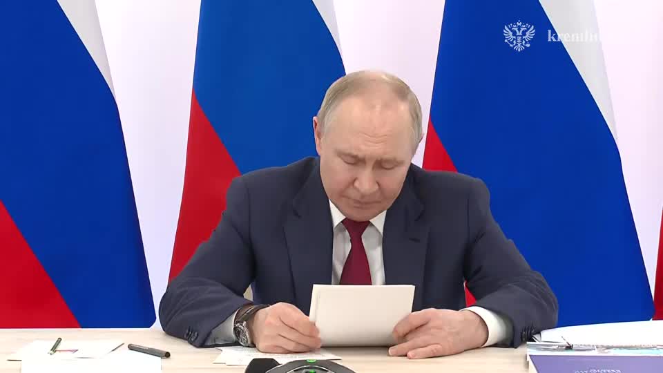 Путин призывает масштабировать новаторские подходы в образовании и улучшить преподавание искусства