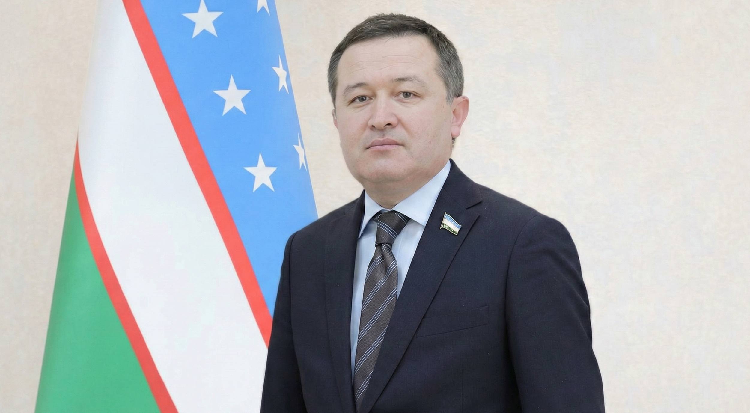 Депутат Абдуманноп Буриев стал новым бизнес омбудсманом На этом посту он сменил Дилмурода Касимова который ранее перешел на службу в Генеральную прокуратуру   uznews uz ru news 106142 uznews