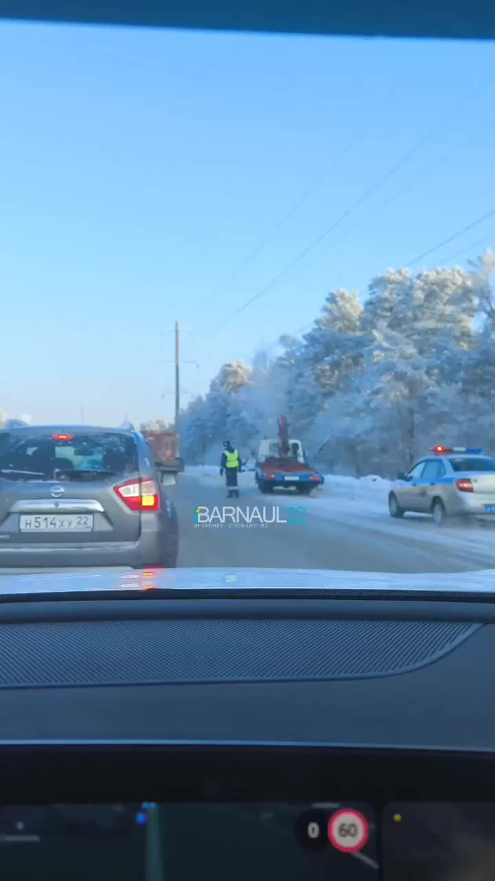 В Барнауле пьяный водитель Лады Гранта устроил ДТП и перевернулся