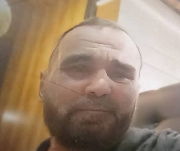 56-летний житель Ишимбайского района задолжал своему ребенку более одного миллиона рублей Это уроженец деревни Кулгунино. Он не платит алименты своему 12-летнему ребенку и скрывается от судебных приставов. Сейчас сумма задолженности составляет 1 164 460 рублей. За пределы страны мужчина выехать не может. Предположительно, скрывается в Стерлитамаке. ‼ Взгляните еще раз на фото. Если вы знаете, где находится этот мужчина, сообщите в Дежурную часть судебных приставов России по Башкирии по телефону: 8 347 273-56-40. Фото: ГУФСПП России по Башкирии