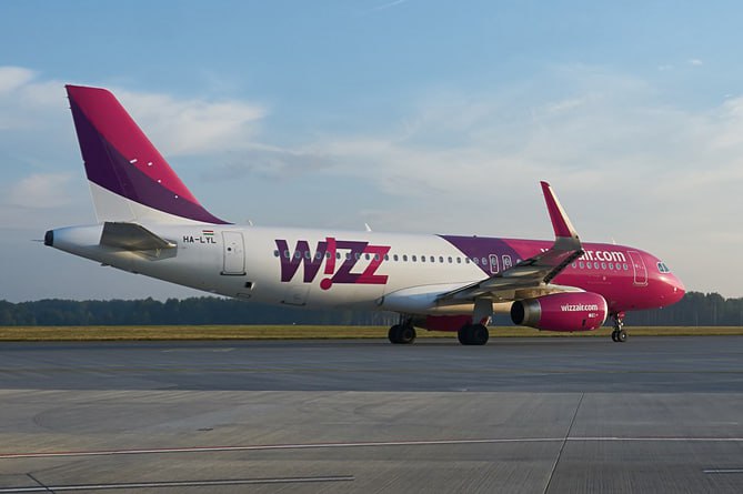 Wizz Air открывает новый авиамаршрут между Братиславой и Ереваном с 13 января 2026 года Частота полетов составит 3 раза в неделю по вторникам четвергам и субботам сообщили в пресс службе ереванского аэропорта Звартноц Подписывайтесь на arkanewsagency