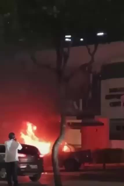 Взрыв возле торгового центра в Гуаякиле: один погибший и несколько раненых