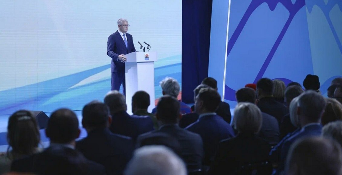 Ирину Яровую поблагодарили за помощь в строительстве больницы и школ на Камчатке Губернатор Камчатки Владимир Солодов поблагодарил вице спикера Госдумы Ирину Яровую за федеральную помощь в строительстве школ в регионе и в будущей стройке детской краевой больницы Нажмите для подробностей kam24 ru news main 20251217 123816 html utm source telegram utm medium messenger