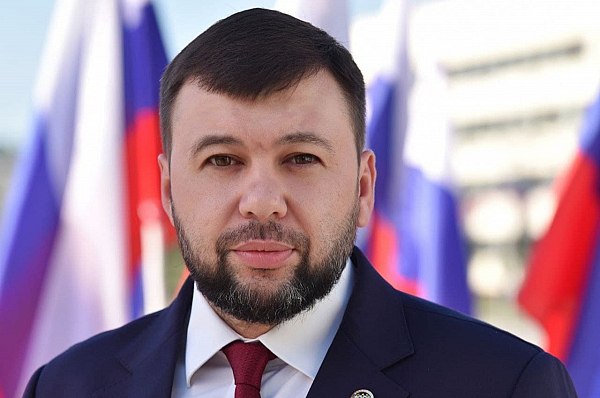 Глава ДНР Денис Пушилин: взлетно-посадочная полоса донецкого аэропорта в удовлетворительном состоянии  Подготовительные работы для восстановления донецкого аэропорта необходимо провести до конца 2025 года, при этом взлетно-посадочная полоса находится в удовлетворительном состоянии, заявил глава ДНР Денис Пушилин. Об этом сообщает ТАСС.  "Стоит задача, чтобы в этом году все необходимые работы подготовительные уже были проведены. Мы понимаем, что аэропорт будет востребован. Мы понимаем, что взлетно-посадочная полоса в удовлетворительном состоянии", – сказал Пушилин в эфире Первого канала.  aviaru.net/n285205