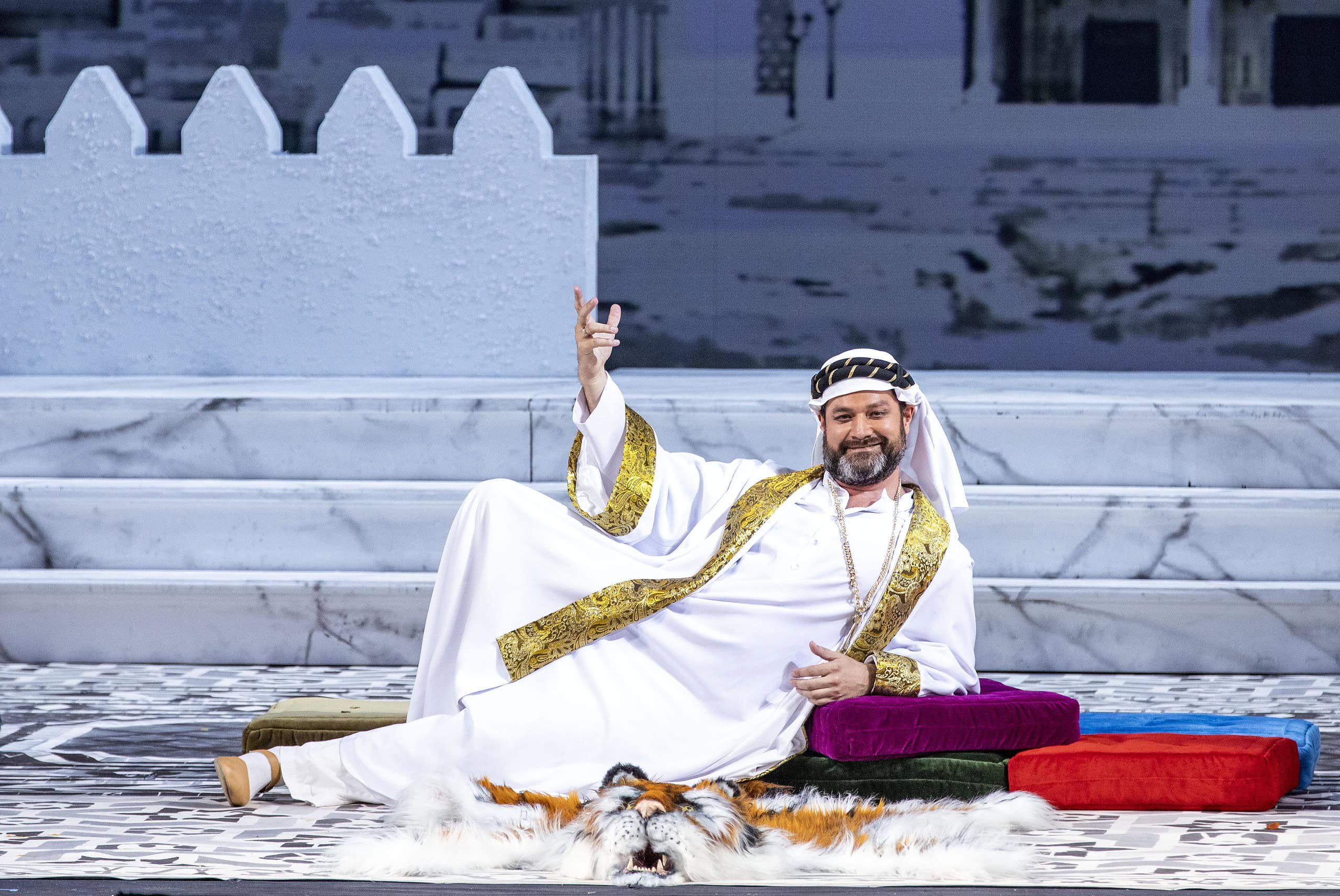 Звезды мировой оперы и яркие приглашенные исполнители выступят в Мариинском театре в январе После новогодних праздников зрителей Мариинского театра ждет блестящая серия выступлений звезд мировой оперы и ярких приглашенных солистов   www classicalmusicnews ru anons zvezdy mirovoj opery i yarkie priglashennye ispolniteli vystupyat v mariinskom teatre v yanvare utm source cmn own utm medium telegram ClassicalMusicNews Ru Telegram ВК МАКС