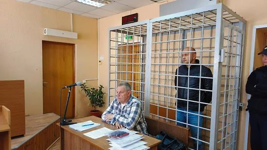 Экс-замначальника реакторного цеха Курской АЭС заподозрили в получении взятки Ленинский районный суд Курска удовлетворил ходатайство следствия и постановил заключить под стражу на месяц и восемь суток бывшего замначальника реакторного цеха № 2 Курской АЭС Евгения Широких. Он обвиняется в получении взятки в особо крупном размере. Об этом сообщили в объединенной пресс-службе судебной системы Курской области. Фото: объединенная пресс-служба судебной системы Курской области Подписывайтесь на «Ъ-Черноземье»