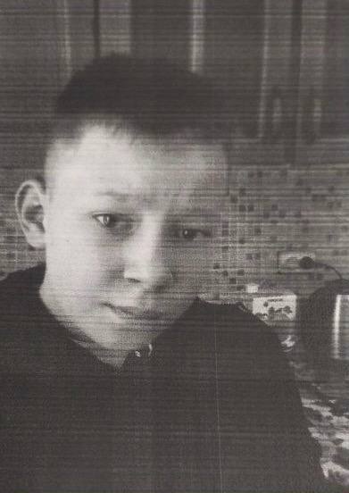 Пропавшего 12-летнего мальчика, которого ждёт дома бабушка-опекун, до сих пор не нашли в Чите. По данным краевого УМВД, ребёнок ушёл вчера днем из дома на улице Малой. Ранее он уже уходил на всю ночь, но возвращался утром: Ребёнка ищут. Ориентированы наружные наряды полиции, сотрудники собирают информацию от очевидцев, свидетелей. Идёт розыск. Ориентировка. Кто может сообщить какую-либо информацию о местонахождении мальчика, просят позвонить по телефонам: 112, 102 полиция 8 3022 23-54-44 дежурная часть 8-924-505-60-30 горячая линия отряда Подписаться