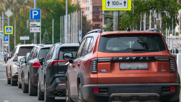 В России почему то обвалились продажи китайских авто на 18 в июле и на 27 за семь месяцев Больше всего потеряли Omoda 50 Exeed 40 и Geely 37 Аналитики фиксируют падение интереса покупателей Что еще произошло пока мы спали В Воронежской области из за падения дронов приостановлено движение поездов Осужденного за убийство сослуживцев Рамиля Шамсутдинова опять не взяли на СВО Вице президент США после переговоров заявил что Путин очень рассудителен и заботится об интересах России