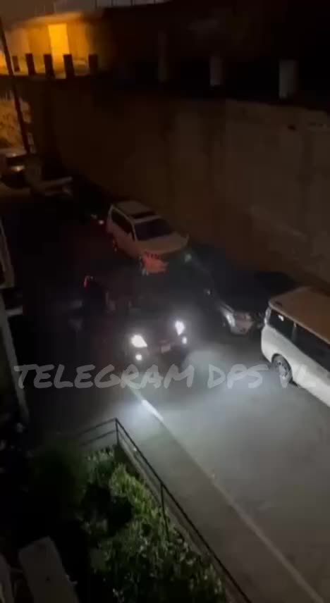 Местные жители во Владивостоке предотвратили нападение на таксиста