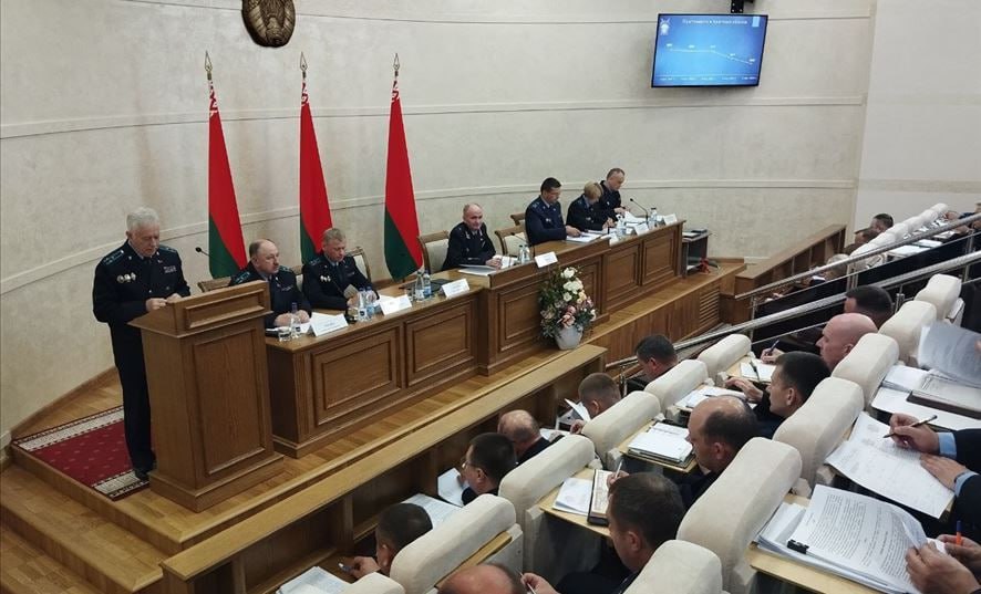 Под председательством прокурора Брестской области Виктора Климова состоялось заседание коллегии, на котором подвели итоги работы органов прокуратуры Брестчины за первое полугодие 2025 года.