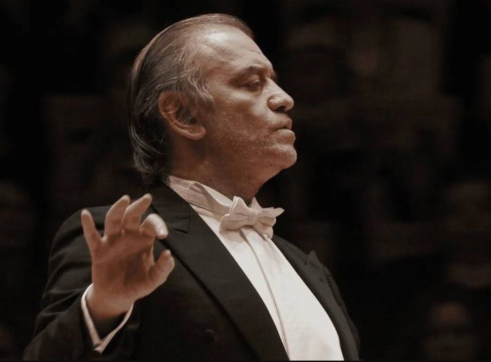 Валерий Гергиев и Объединенный симфонический оркестр Мариинского и Большого театров выступят в Зарядье 18 и 19 декабря 2025 года в Московском концертном зале Зарядье пройдут выступления Объединенного симфонического оркестра Мариинского и Большого театров под управлением Валерия Гергиева www classicalmusicnews ru anons valerij gergiev i obedinennyj simfonicheskij orkestr mariinskogo i bolshogo teatrov vystupyat v zaryade utm source cmn own utm medium telegram ClassicalMusicNews Ru Telegram ВК МАКС