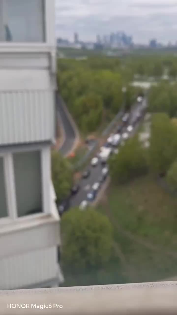 Задержание активистов на Крылатских холмах в Москве