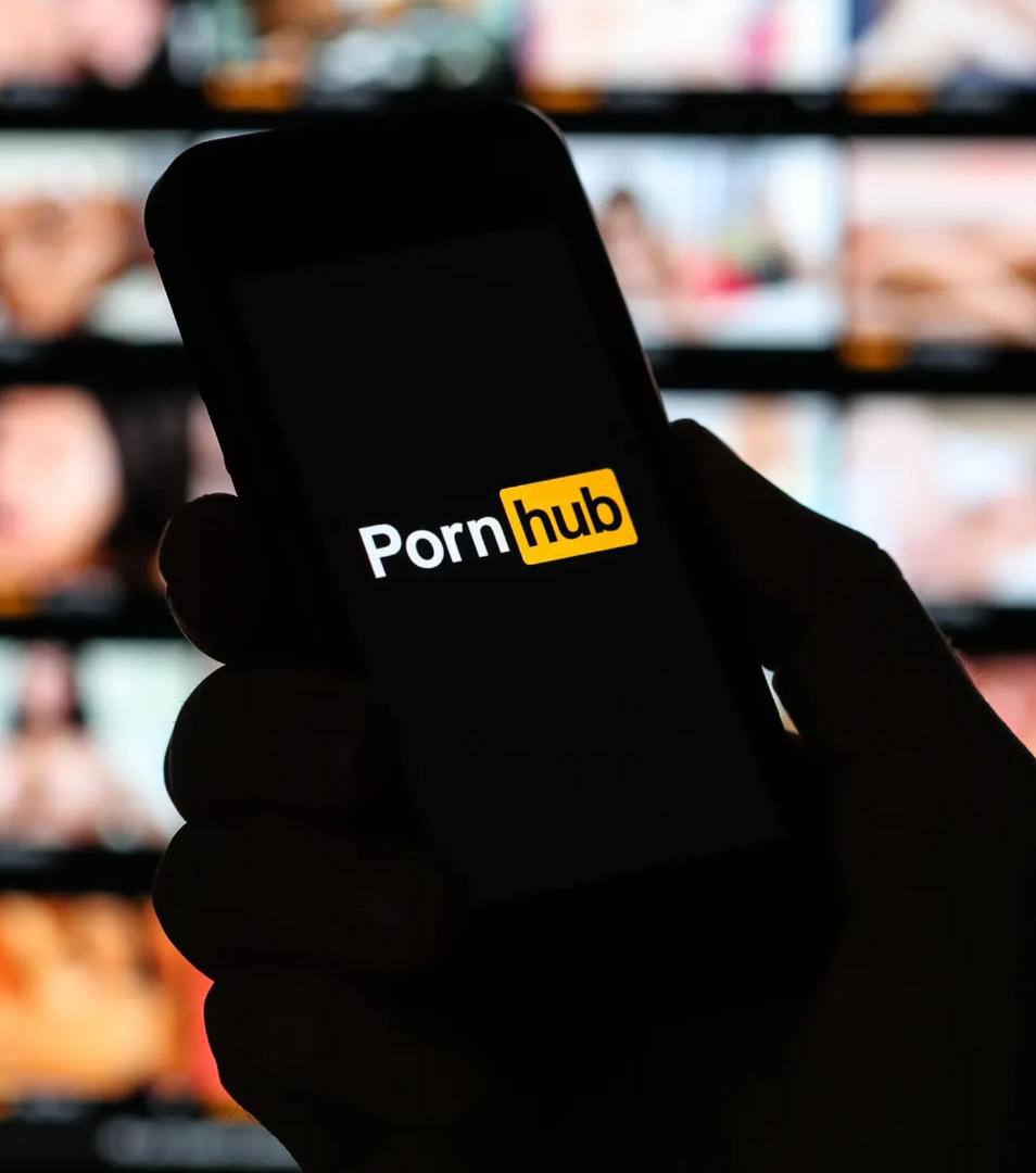 На Украине легализуют порно и OnlyFans: Петиция о декриминализации контента для взрослых собрала необходимые 25 тысяч подписей, — сообщил народный депутат Железняк