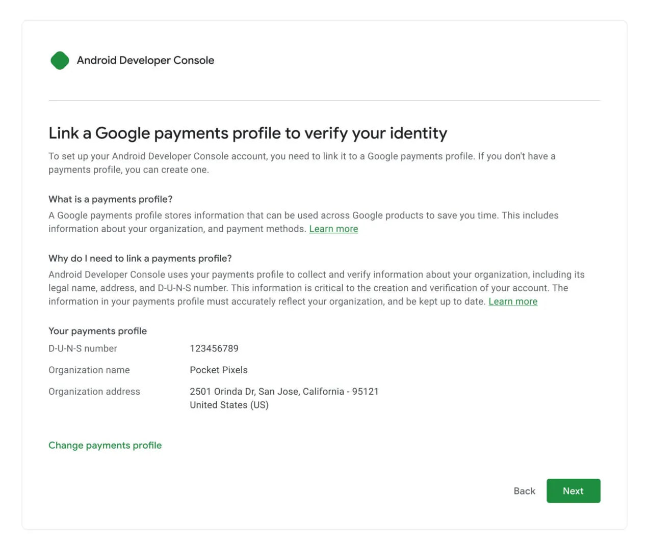 Google смягчает новые ограничения на загрузку сторонних приложений в Android В конце августа Google анонсировал серьёзное изменение в Android Начиная со следующего года Android запретит пользователям устанавливать приложения непроверенных разработчиков Это заявление вызвало негативную реакцию со стороны многих энтузиастов и независимых разработчиков которые посчитали что новые ограничения фактически уничтожат загрузку сторонних приложений Сегодня Google объявил о серьёзной уступке чтобы успокоить этих пользователей Компания заявляет что разрабатывает новый продвинутый процесс который позволит опытным пользователям принять риски установки непроверенного ПО В сообщении в блоге Google говорится что этот новый расширенный процесс предназначен для разработчиков и опытных пользователей которые имеют повышенную толерантность к риску и хотят иметь возможность загружать непроверенные приложения Компания заявляет что разрабатывает этот процесс специально для противодействия принуждению чтобы пользователи не были обмануты и не обходили эти проверки безопасности под давлением мошенников Процесс будет включать четкие предупреждения чтобы пользователи полностью понимали риски связанные с установкой приложений непроверенных разработчиков но в конечном итоге выбор остается за пользователем Google заявляет что в настоящее время собирает предварительные отзывы о дизайне этой функции и поделится более подробной информацией в ближайшие месяцы Google также объявил сегодня что приглашает разработчиков распространяющих приложения исключительно за пределами Play Store присоединиться к программе раннего доступа для проверки разработчиков Эти разработчики смогут зарегистрироваться в Android Developer Console для подтверждения своей личности до вступления в силу требований проверки в следующем году Приглашения для этих разработчиков работают с 3 ноября Разработчики распространяющие приложения через Play Store получат приглашения на регистрацию с 25 ноября 2025 года