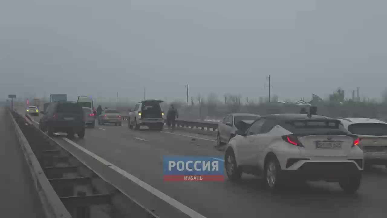 Гололёд вызывает массовые ДТП на дорогах Кубани