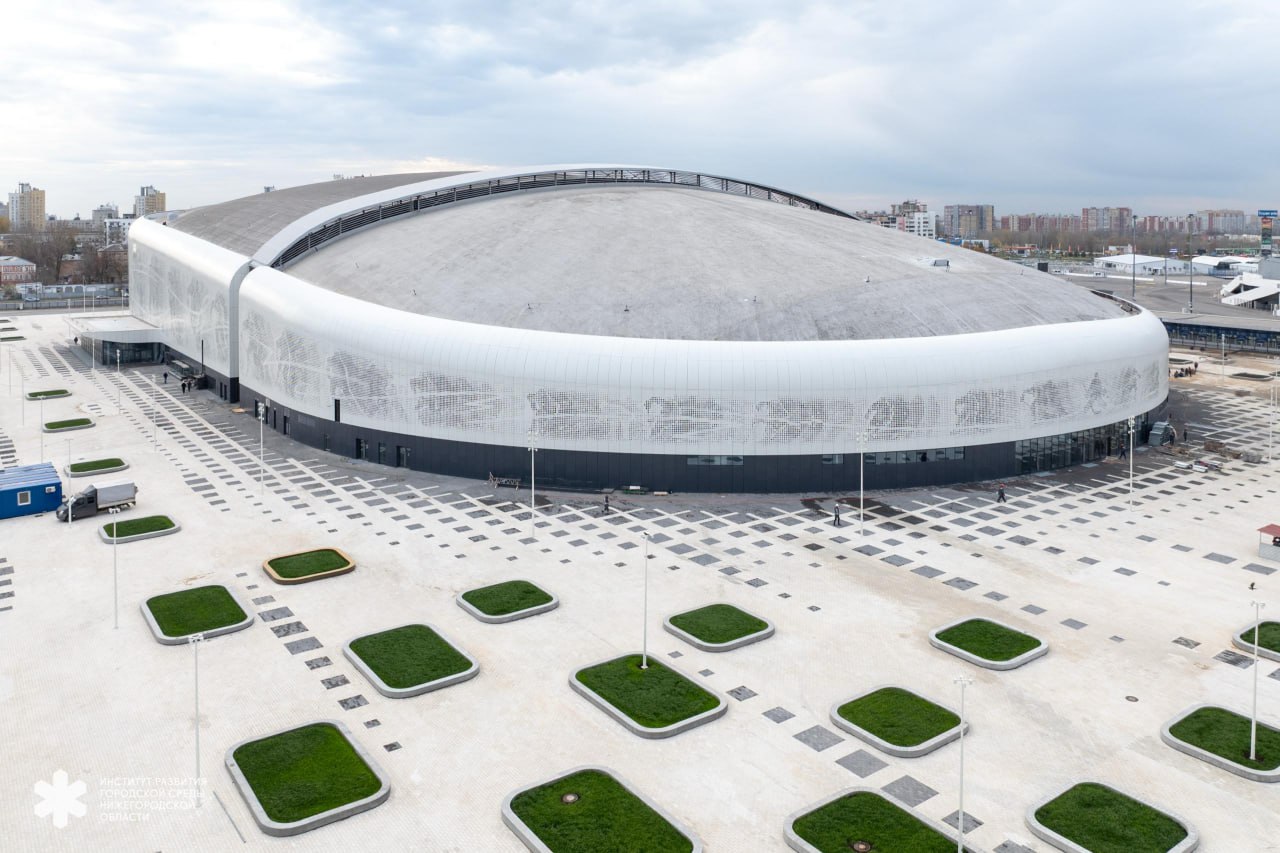 Ледовую арену на Стрелке рассчитывают открыть в конце 2025 года Все идет к тому что торпедовцы перед Новым годом переедут на новую арену Мы получили официальное письмо от Торпедо с датой к которой все готовятся и стремятся отметил президент КХЛ Алексей Морозов Первым в новом Ледовом дворце сыграет молодежный хоккейный клуб Чайка Не исключено что в будущем на территории арены проведут Матч Звезд с участием сильнейших хоккеистов Читать нас в MAX Подпишись Предложи новость