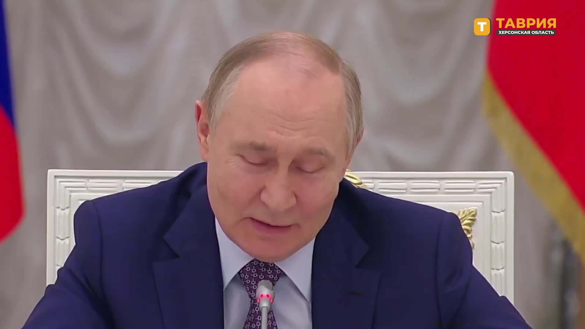 Владимир Путин открыл физкультурно-оздоровительный комплекс в Новоалексеевке