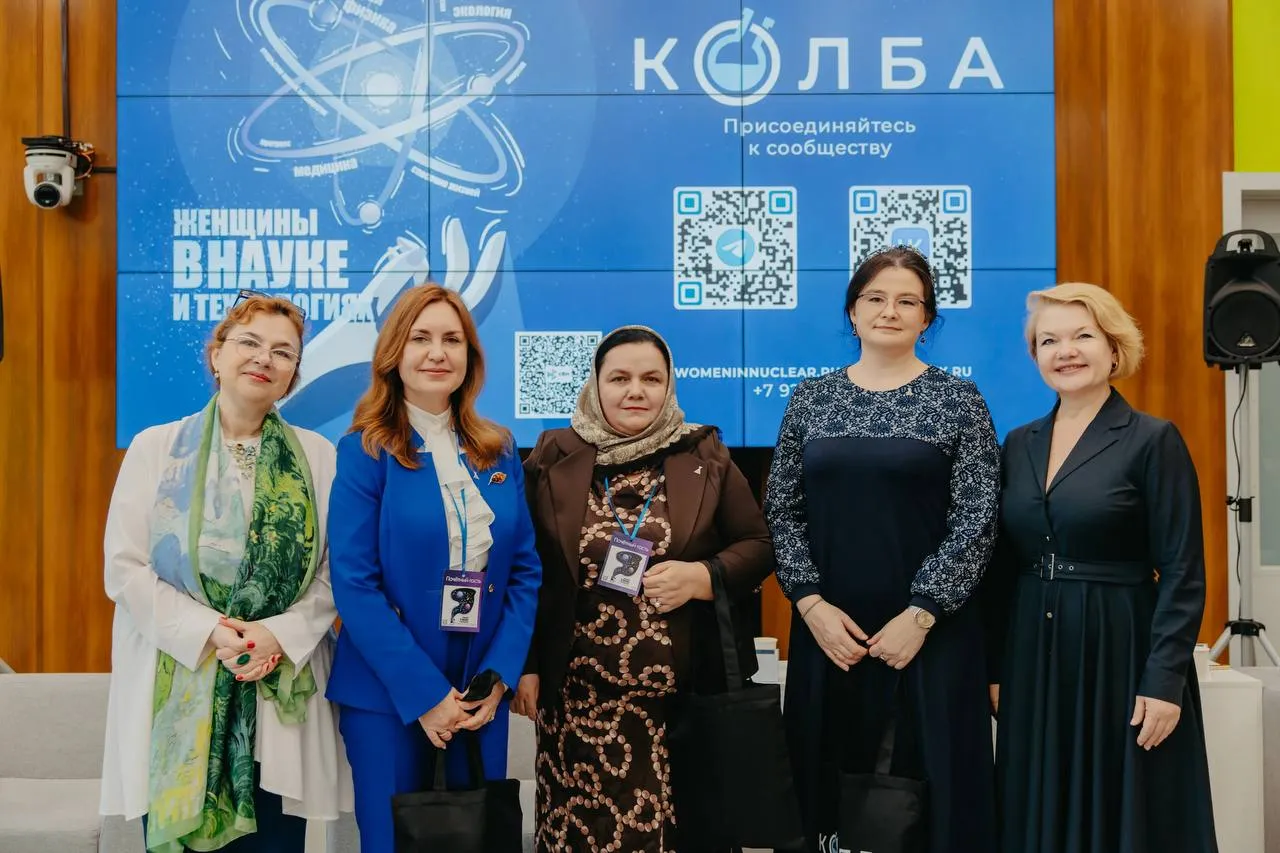 Доцент ДГМУ Мадина Магомедова стала лауреатом национальной премии Колба В учебном корпусе цифровых и информационных технологий им А С Вишнякова Российского государственного университета им Г В Плеханова состоялся пятый форум и церемония вручения премии КОЛБА единственной в России посвящённой женщинам учёным  В номинации Медицина обладателем премии стала доцент кафедры общей и биологической химии Дагестанского государственного медицинского университета Мадина Магомедова РИА Дагестан в МАХ