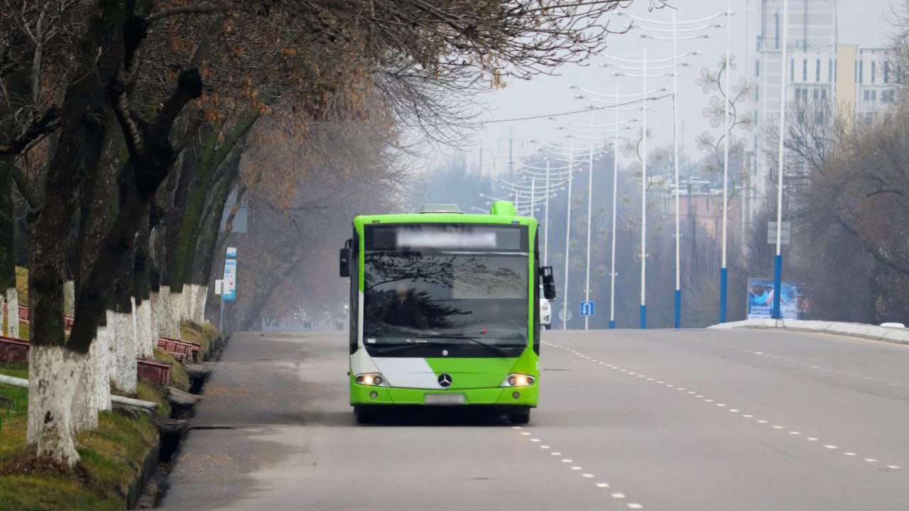 Пять суток ареста получил мужчина домогавшийся девочки в автобусе в Ташкенте Находясь в состоянии алкогольного опьянения 38 летний мужчина допустил непристойные действия в отношении несовершеннолетней   uznews uz ru news 106339 uznews