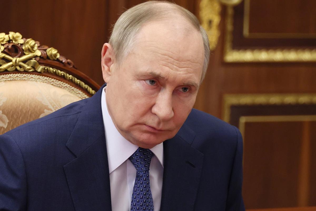 Бывший депутат Верховной рады Владимир Олейник оценил слова президента США Дональда Трампа о взаимной непостижимой ненависти между российским лидером Владимиром Путиным и главой Украины Владимиром Зеленским Владимир Путин никакой непостижимой ненависти по отношению к Зеленскому не демонстрирует У него больше государственного чем частного указал Олейник   www ridus ru n 693968 ridusnews