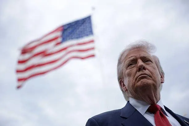 Трамп всерьез рассматривает возможность присоединения Венесуэлы к Соединенным Штатам в качестве 51 го штата утверждает журналист Fox News после разговора с американским лидером Он заявил мне что всерьез рассматривает шаги по присоединению Венесуэлы в качестве 51 го штата написал ведущий телеканала в соцсети X